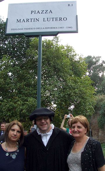 dora bognandi inaugurazione piazza martin lutero