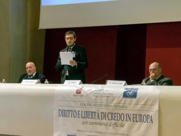 President of FOB Amicarelli reads the call