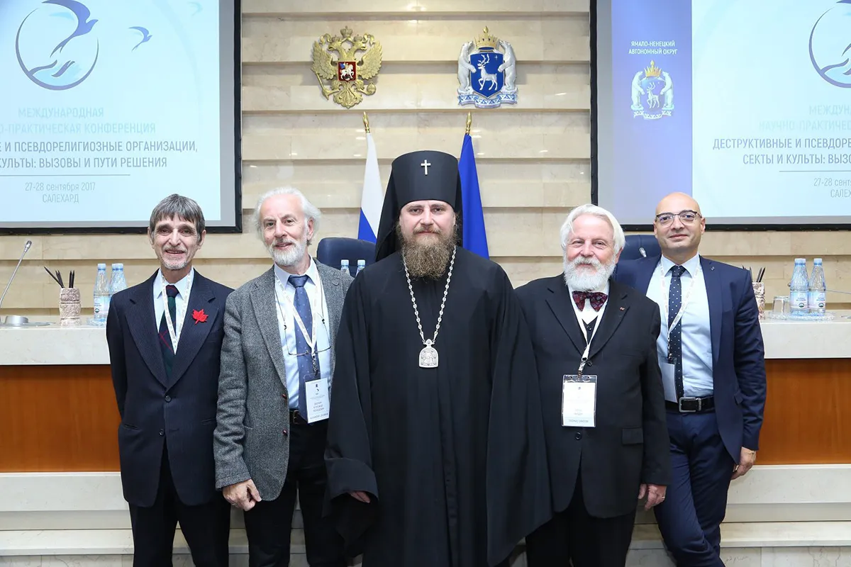 Armstrong, Dvorkin, Nikolay, Gandow, Corvaglia