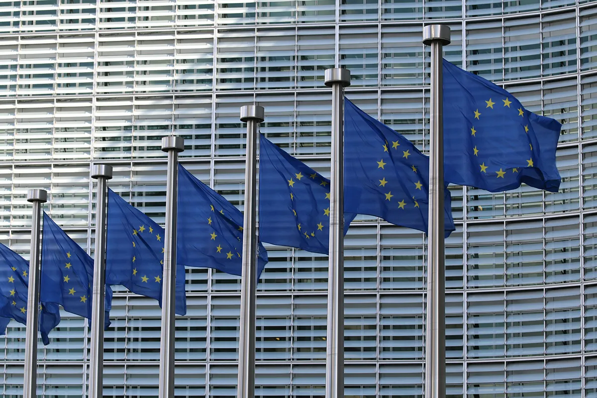 EU's flags by guillaume perigois on unsplash